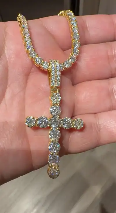 VVS1 D Clarity Jewelry Dm for customs instagram - wristworthco
