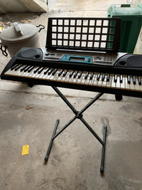 Yamaha PSR- 170 electronic keyboard