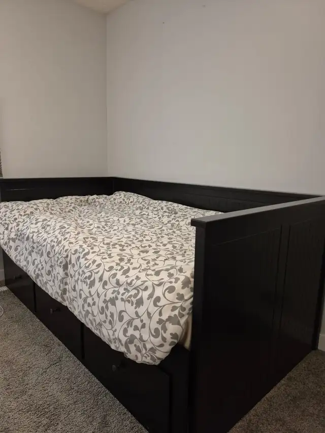 IKEA Hemnes Day Bed in Beds & Mattresses in Strathcona County - Image 3