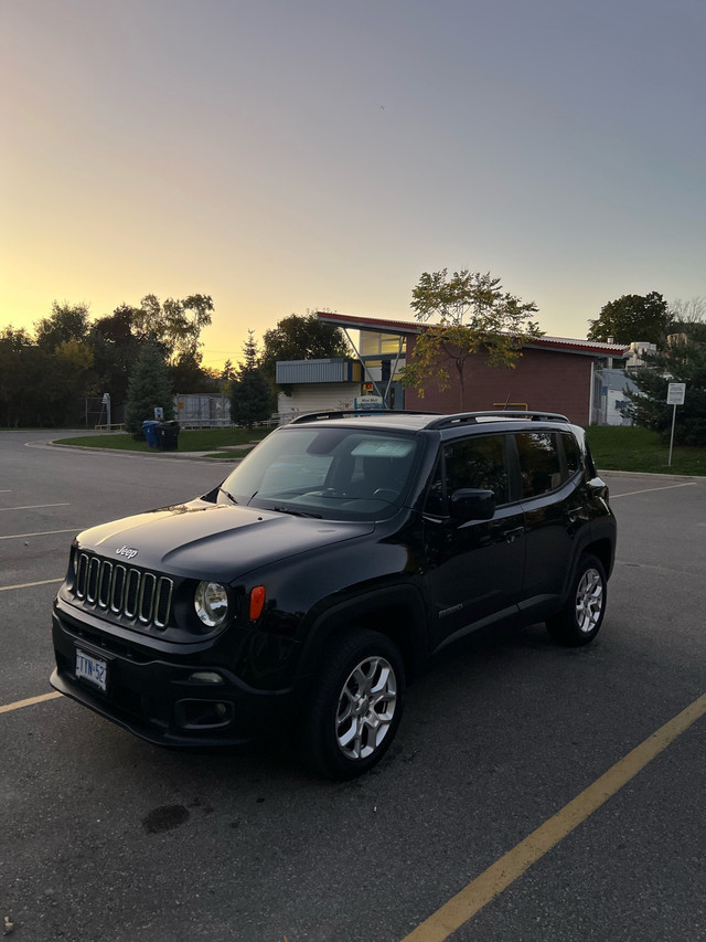Jeep Renegade 4x4 2015 in Cars & Trucks in Mississauga / Peel Region - Image 2