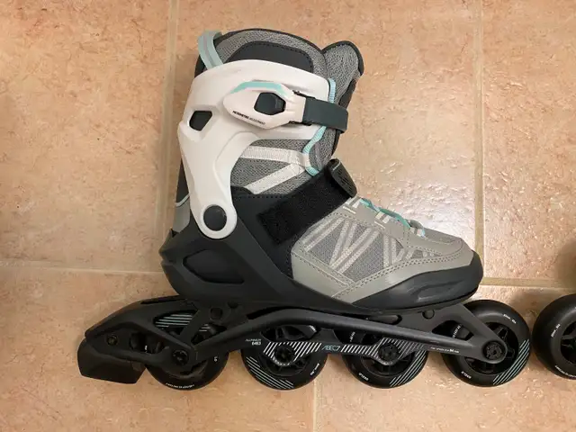 Inline Fitness Skates - Fit 500 Grey Rollerblades. in Skates & Blades in City of Montréal - Image 3