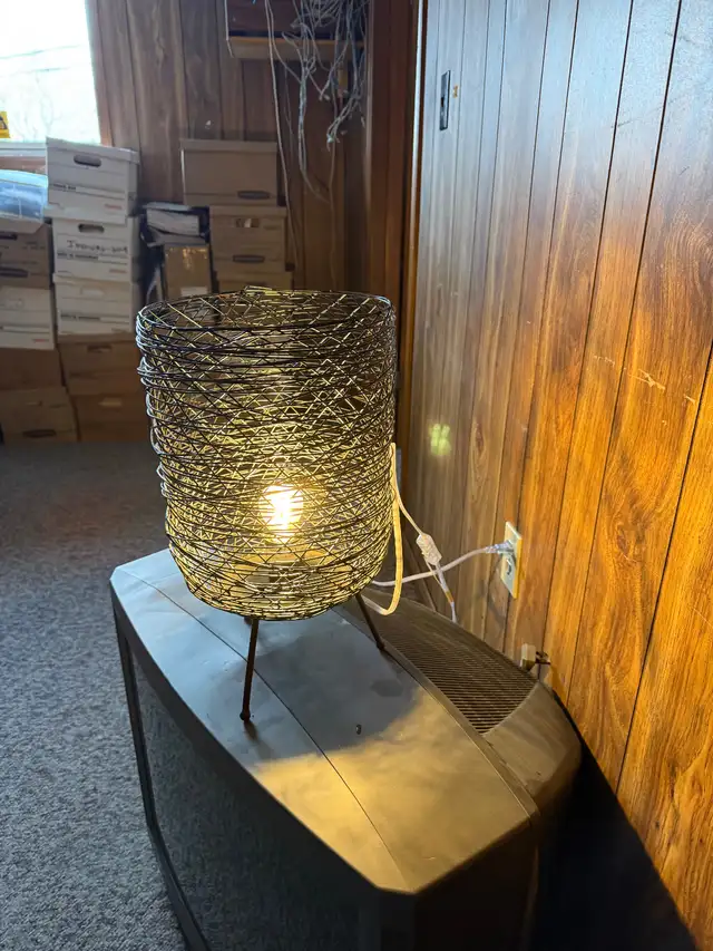 Table lamp -modern in Indoor Lighting & Fans in Brantford - Image 4