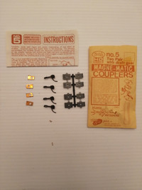 Ho scale model train kadee couplers