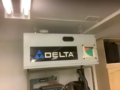 Delta air cleaner - Model 50-875 Remote Control, three speeds, four timer set up Used about ten time...