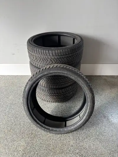 Set of four excellent winter tires only used for one season and approximately 10,000 km.
