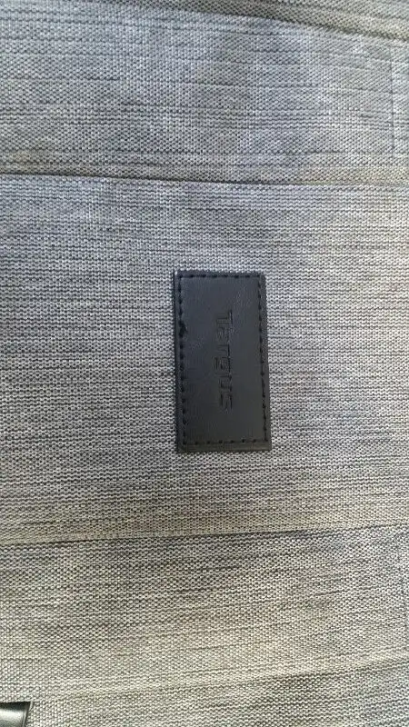 Laptop Case in Laptop Accessories in Kitchener / Waterloo - Image 3