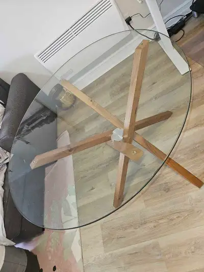Table à manger ronde design en verre et massif, View more