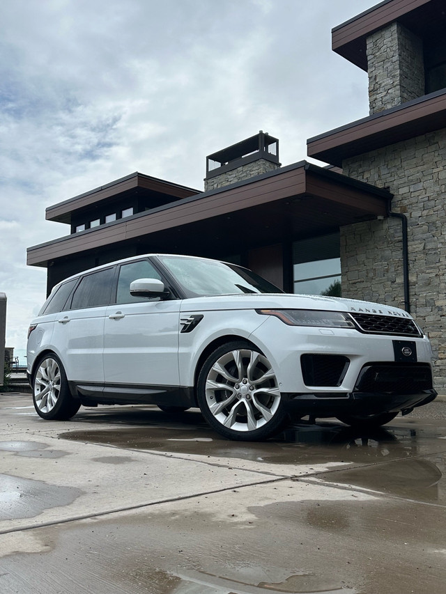 2018 Range Rover Sport Dynamic SUPERCHARGED in Cars & Trucks in Calgary