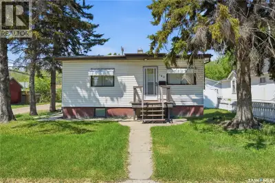 Welcome to 100 Cruise Street! Nestled on a mature 50x120 corner lot in the highly desirable Forest G...