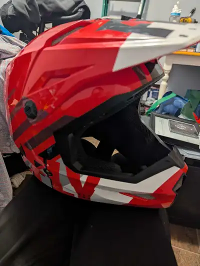 Bought new for $229.00 in St Johns and it's very light used really good shape pro motor helmet 100 b...