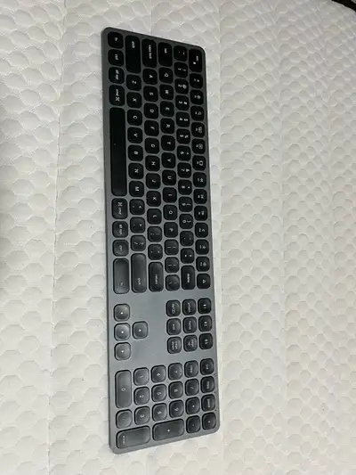 Satechi Keyboard, View more