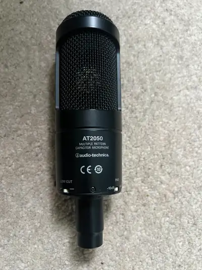 Selling an Audio-Technica AT2050 multi-pattern condenser microphone in excellent working condition....