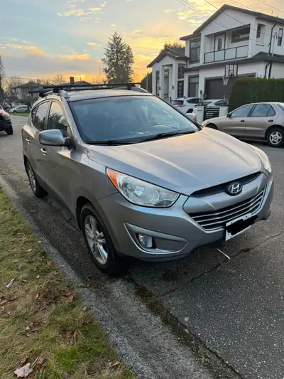 Well maintained ready to go family car.