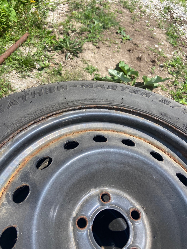225/60R18. Tires and rims in Tires & Rims in Owen Sound - Image 3