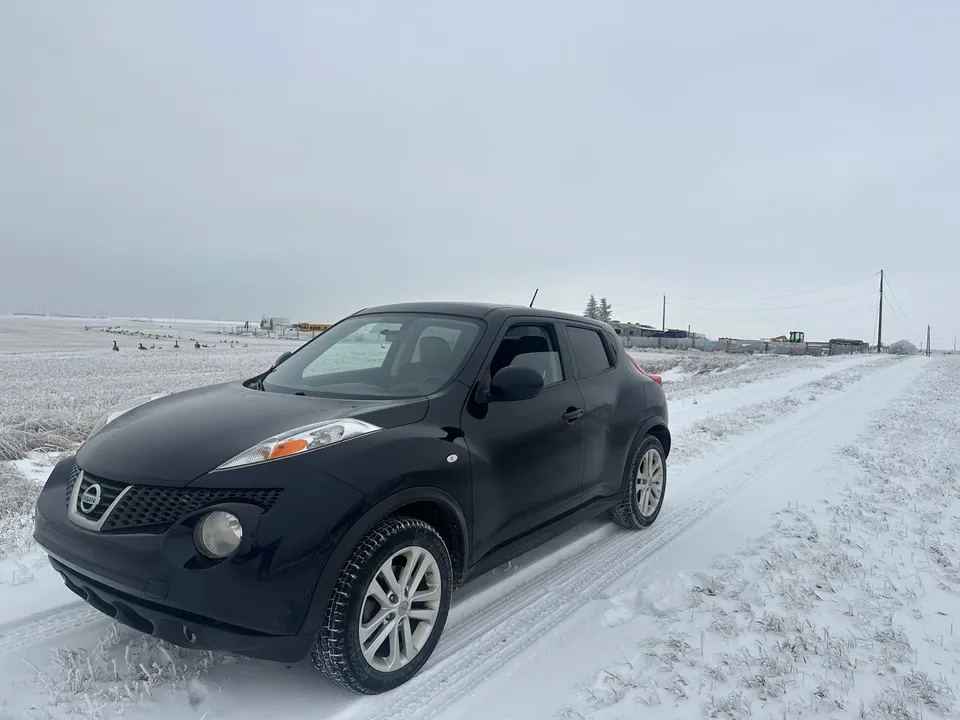 2013 Nissan Juke only 137210kms AWD 2 sets of tires
