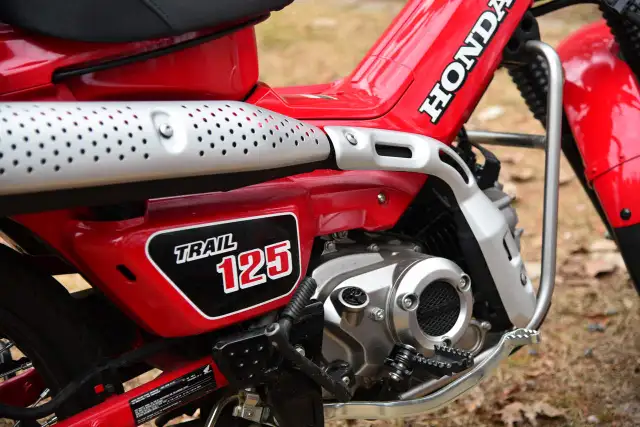2024 Honda CT 125 plus gear in Dirt Bikes & Motocross in Renfrew - Image 4