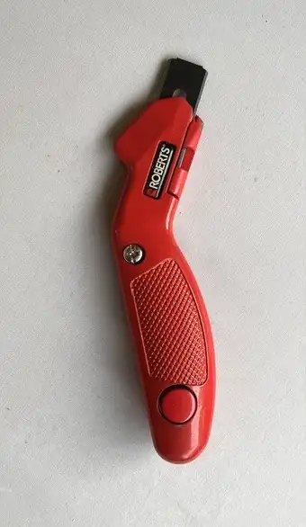 ROBERTS CARPET KNIFE, View more
