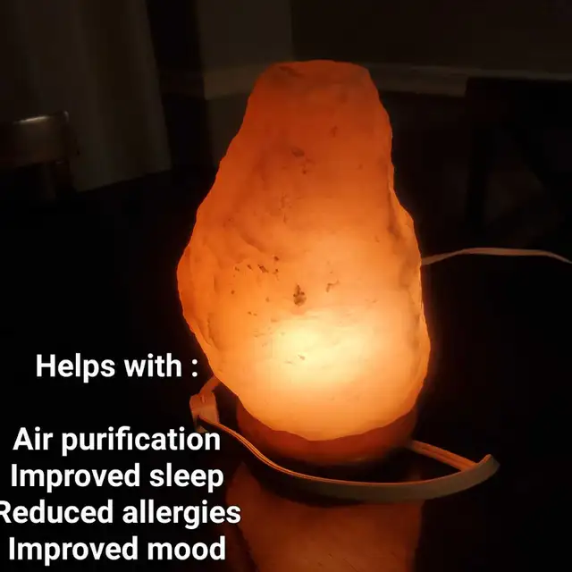 Beautiful Big Himalayan Heavy Salt Lamp - $30 - in Orleans ON  in Indoor Lighting & Fans in Ottawa - Image 4