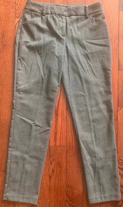 Women’s dress pants (Reitmans), View more