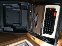Machine à écrire électrique