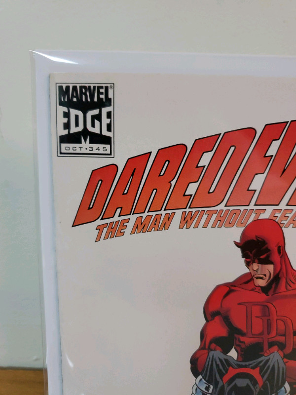 Daredevil 345 over power game card high grade comic check pics in Comics & Graphic Novels in St. Catharines - Image 2