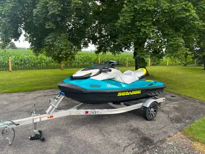 2024 seadoo SE 170, 3 person, low hours (52), comes with aluminum trailer .
