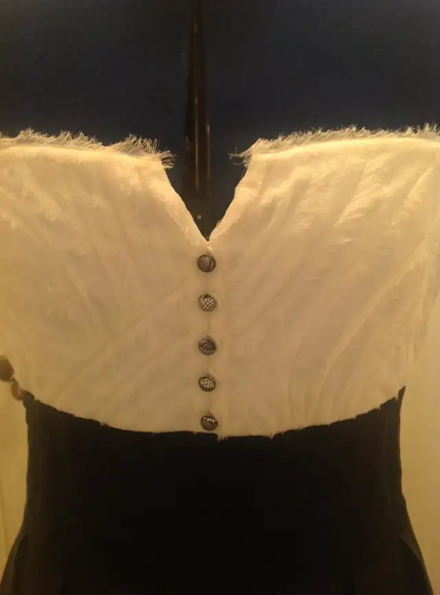 NWT BCBG MaxAzria Formal/Prom Dress in Women's - Dresses & Skirts in Stratford - Image 5