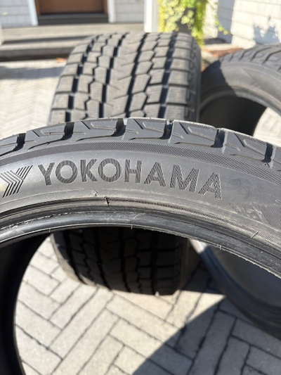 4 Yokohama Ice Guard 295 35R21 Used 3 x last year. Private sale, no tax. Located in Beaconsfield.