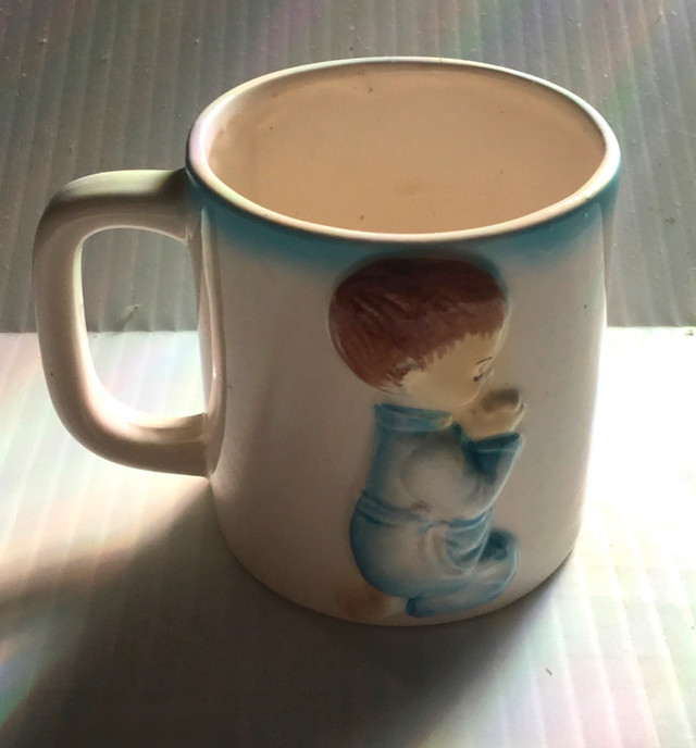 Vintage Japan Child's Mug Praying Boy Bedtime in Arts & Collectibles in St. Catharines - Image 2