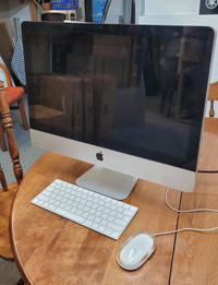 iMac 21.5” Intel Core i5 (Mid 2011)