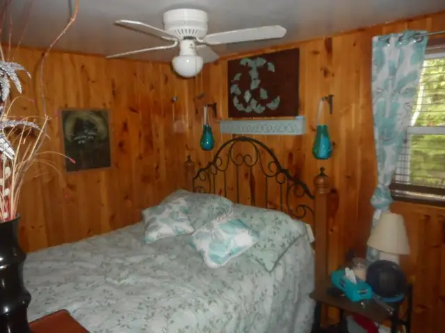 Cottage for rent / Chalet à louer in Quebec in Canada - Image 10