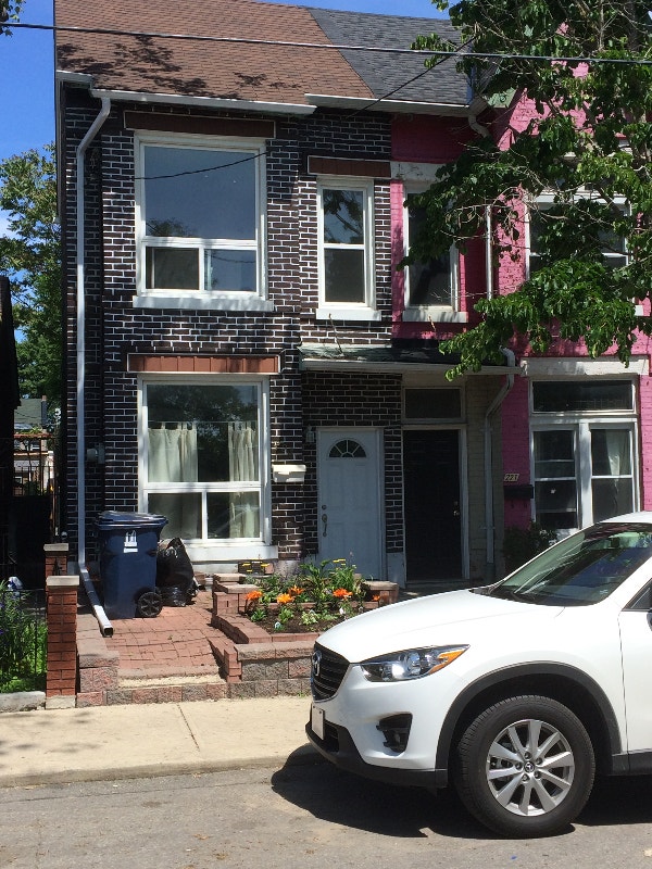 2bdrm Basement Apartment Available July 1st Lansdowne & Dundas Long