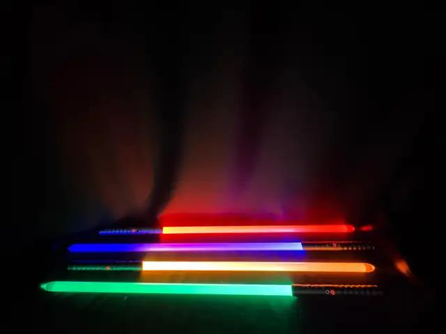Lightsaber546145510800773126