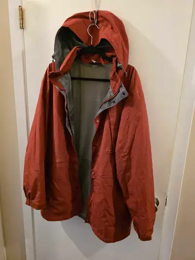 Rain jacket goretex MEC Medium/ large, View more