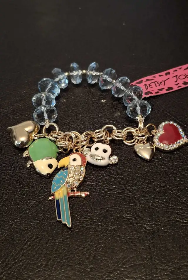 *Brand New* Betsey Johnson Stretchable Women's Bracelet