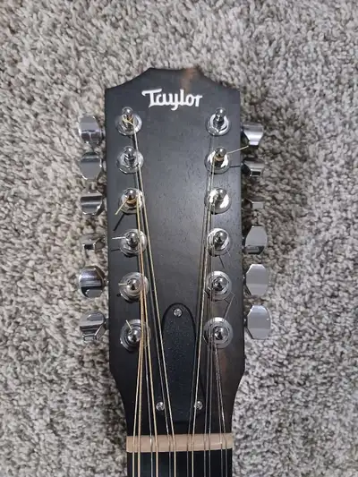 Taylor 150-e. Acoustic/electric, View more