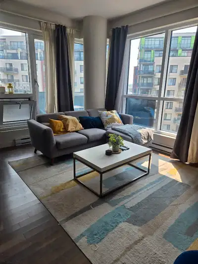 Condo meublé Moderne 2Chbr 2 SDB