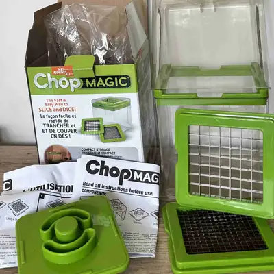 hachoir à aliments/ Food Chopper, View more