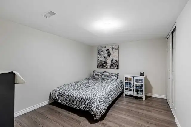 2-bedroom bachelor's unit (Basement) at Whitby, ON in Long Term Rentals in Oshawa / Durham Region - Image 9