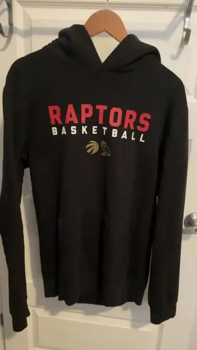 *NO TRADES* Size Large $60 price is firm Worn a few times. Excellent condition. *Cash Only* Byward M...