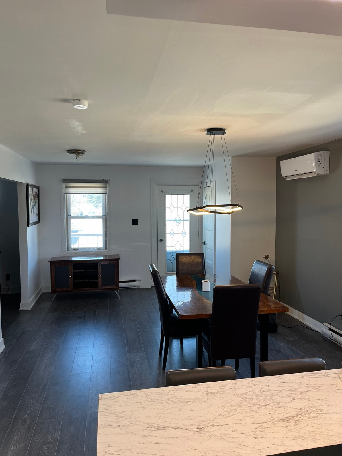 Grand 4 1/2  Rénové en 2022 Farnham — photo 2