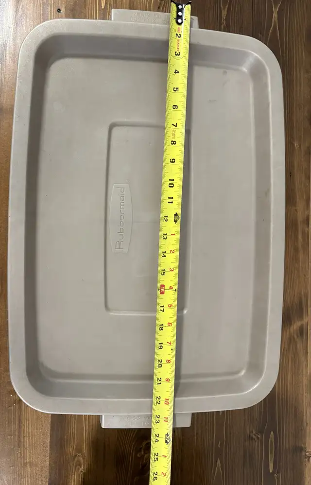 2 Roughneck Rubbermaid Totes in Storage & Organization in St. Albert - Image 3