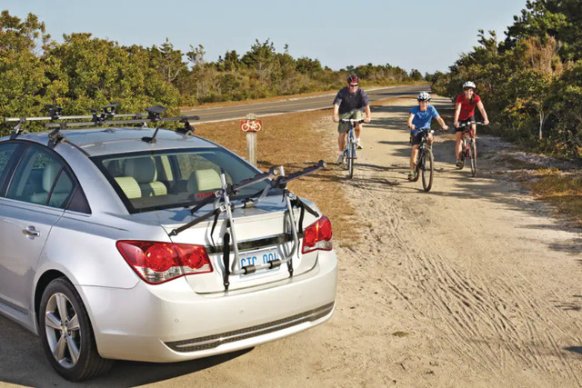 Trunk-Mounted Bicycle Rack in Other in Barrie - Image 4