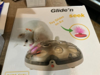 Pet toy Glide and seek