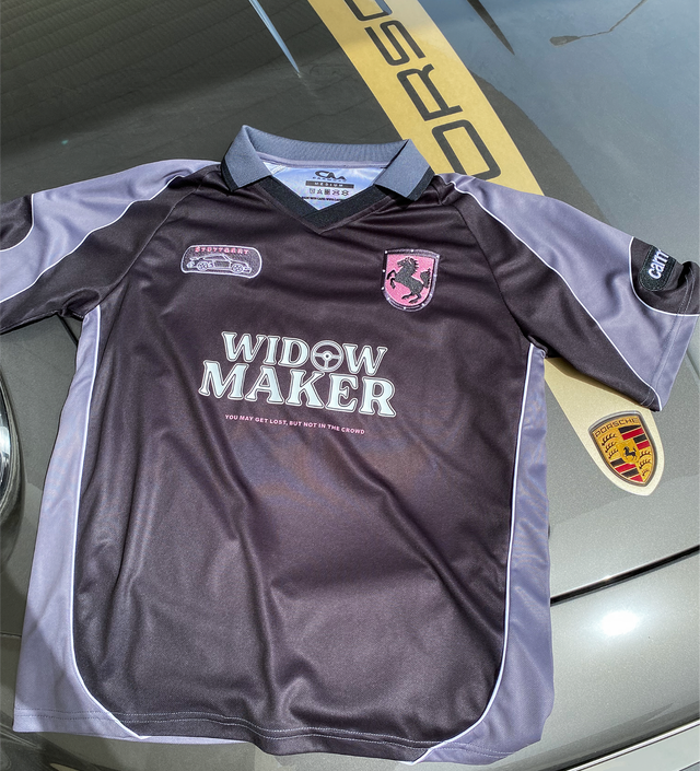 Porshce 930 Turbo Racing Style Soccer Jersey in Soccer in Gatineau - Image 2