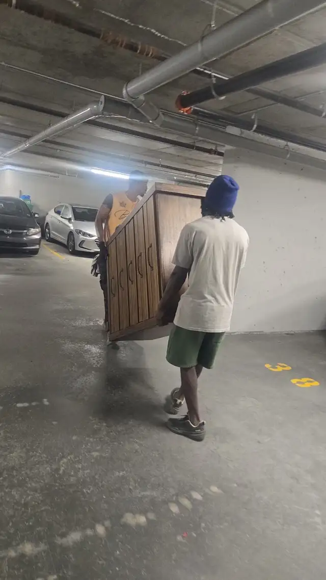 Okidobayasa Moving556111374456596483