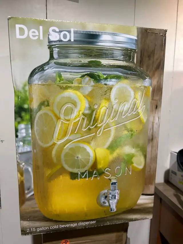 Larger juice dispenser64302565013761120