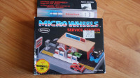 Boxed Mel Appel Micro Wheels Service Station Playset