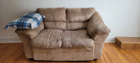Love seat for free