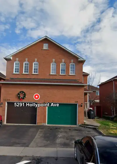 Private room for rent near Heartland